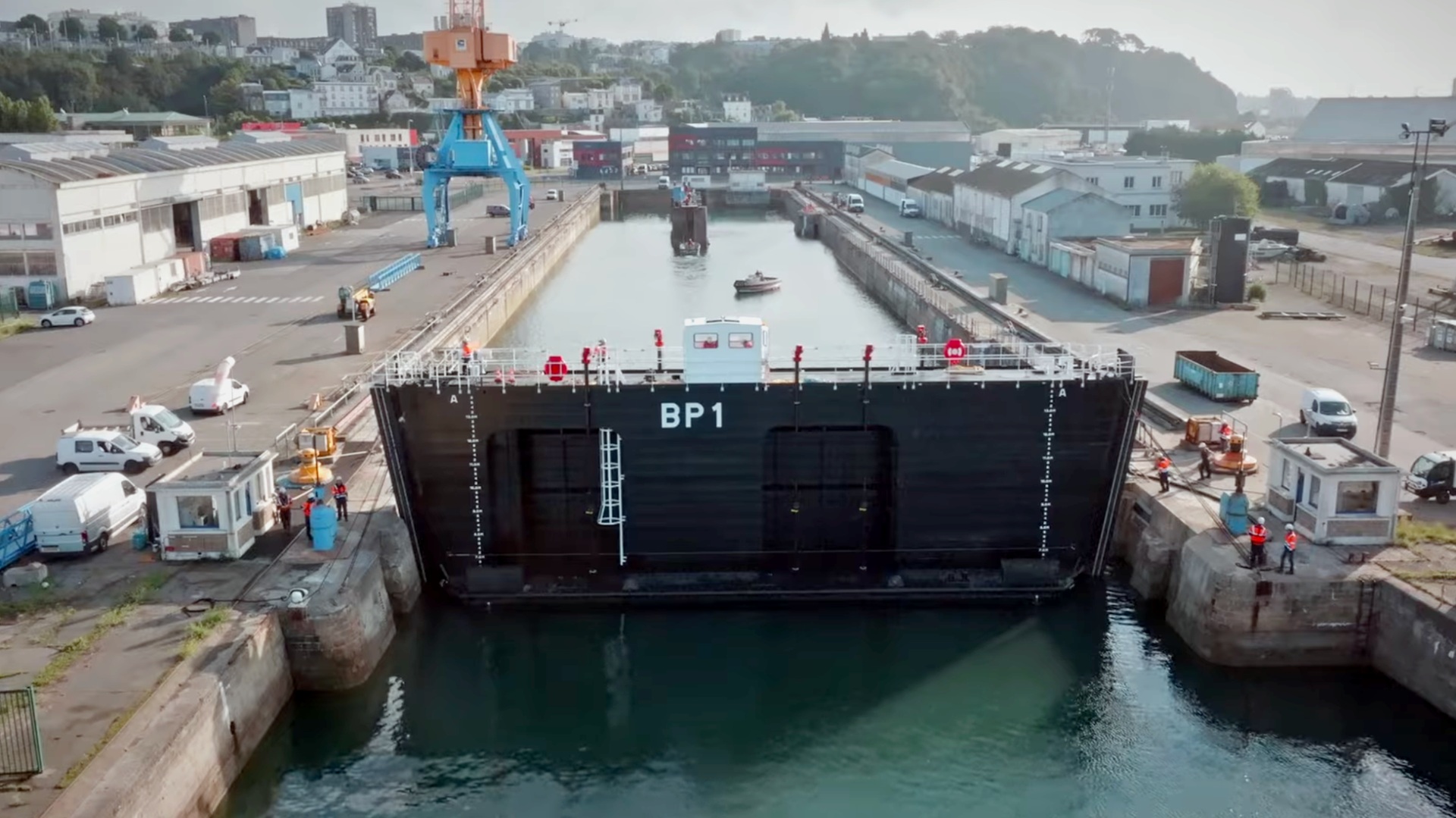 Photogramme : Le Port en mouvement